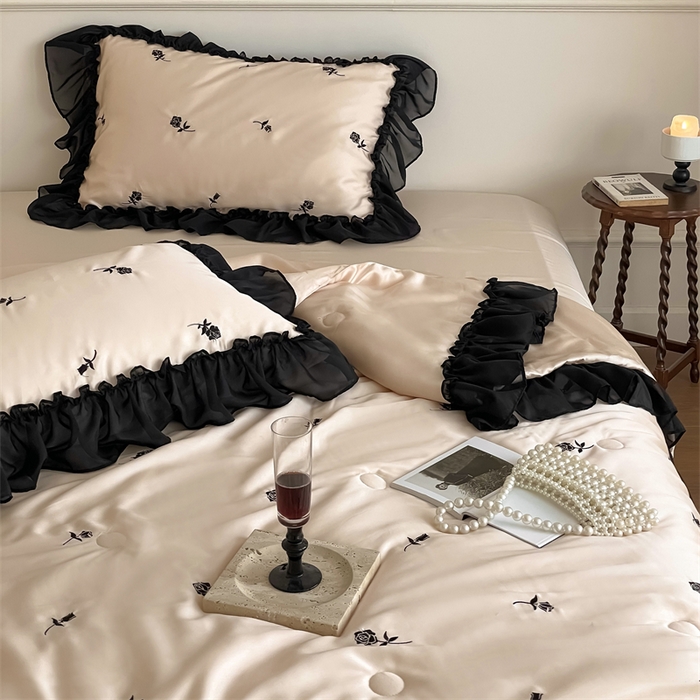 91家纺网 家纺一手货源 找家纺 黛舒家居 2024新款60支100%莱赛尔纤维夏被四件套 黑色玫瑰