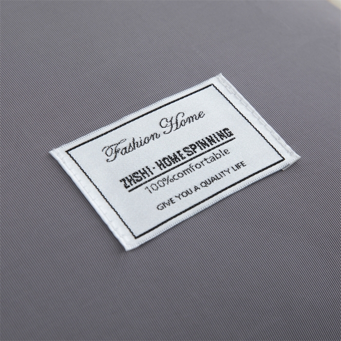 91家纺网 家纺一手货源 找家纺 照世 2024新款凉感丝贴布绣抱枕被 深灰色