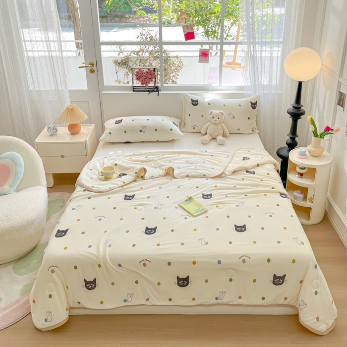 91家纺网 家纺一手货源 找家纺 葡萄家 2024新款A类母婴级大豆纤维牛奶丝针织棉夏凉被 波点猫