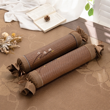 91家纺网 家纺一手货源 找家纺 （总）仁宇枕业 2024年新款中老年人圆形护颈椎枕芯冰凉荞麦糖果枕头