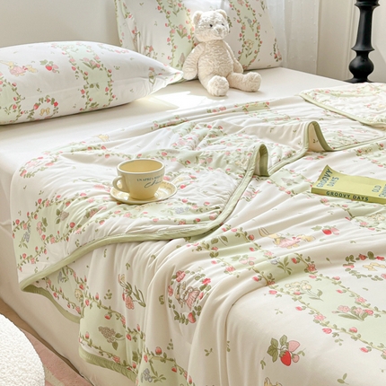 葡萄家 2024新款A类母婴级大豆纤维牛奶丝针织棉夏凉被 绿野仙踪