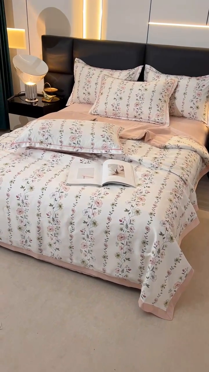 91家纺网 家纺一手货源 找家纺 富之航家纺 2024新款拼角宽边水洗天丝夏被四件套 园艺红