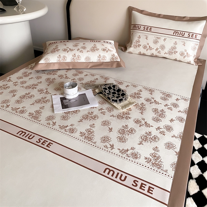 91家纺网 家纺一手货源 找家纺 三味舒屋 2025新款凉感抗菌防螨印花冰丝养生席手绘系列床席款【简欧】  慕斯咖