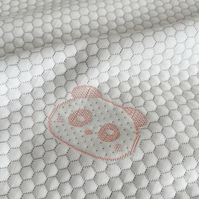 91家纺网 家纺一手货源 找家纺 2024 新款A类立体提花冰豆豆凉感抗菌凉席床笠款 熊猫粉紫