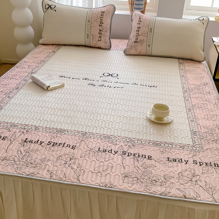 91家纺网 家纺一手货源 找家纺 顾里家纺 顾里家纺 2024新款凉感丝数码印花INS风大版凉席三件套 法式粉花