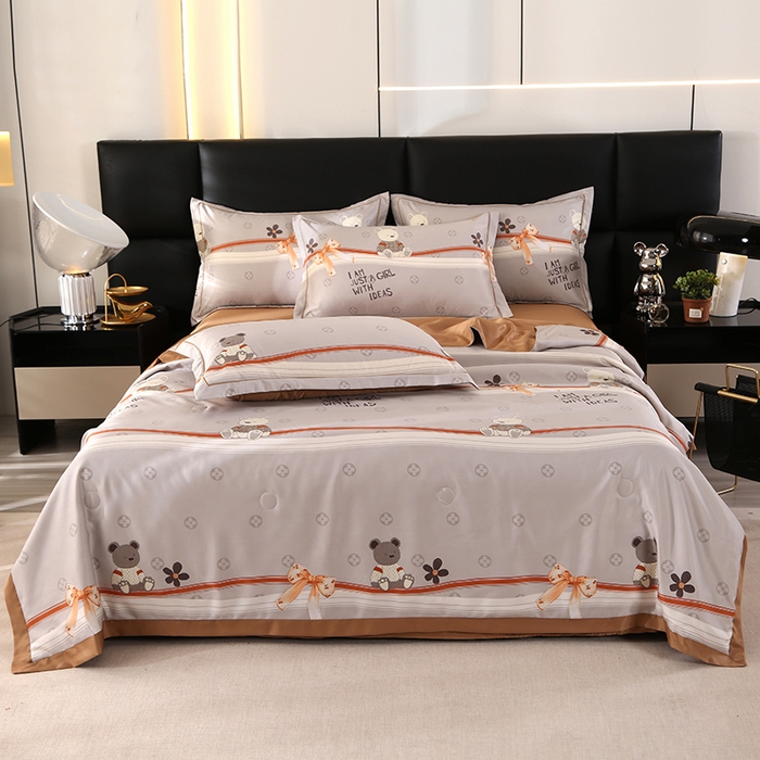 91家纺网 家纺一手货源 找家纺 富之航家纺 2024新款拼角宽边水洗天丝夏被四件套 花布熊灰