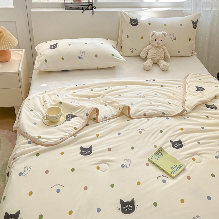 91家纺网 家纺一手货源 找家纺 葡萄家 2024新款A类母婴级大豆纤维牛奶丝针织棉夏凉被 波点猫