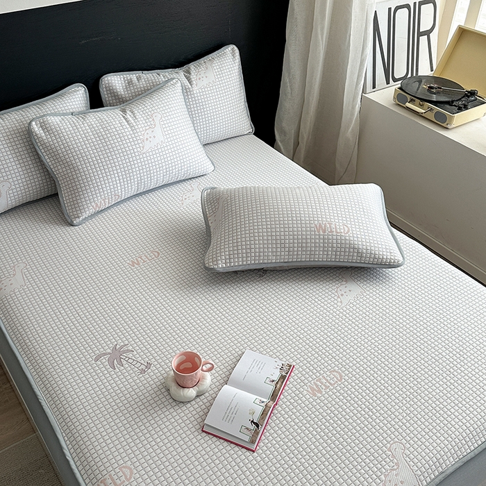 91家纺网 家纺一手货源 找家纺 2024 新款A类立体提花冰豆豆凉感抗菌凉席床笠款 恐龙粉紫