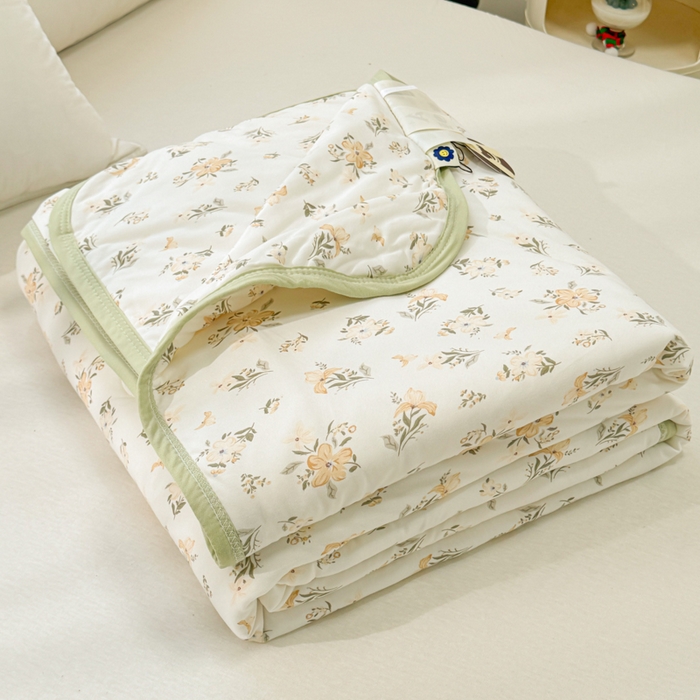 91家纺网 家纺一手货源 找家纺 葡萄家 2024新款A类母婴级大豆纤维牛奶丝针织棉夏凉被 花开半夏