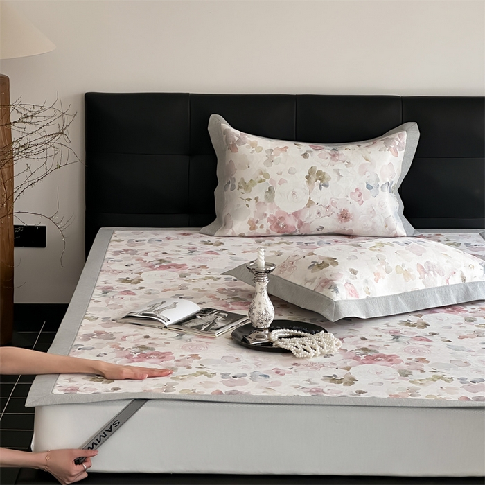 91家纺网 家纺一手货源 找家纺 三味舒屋 2026新款凉感抗菌防螨印花冰丝养生席手绘系列【花卉】床席款 云裳