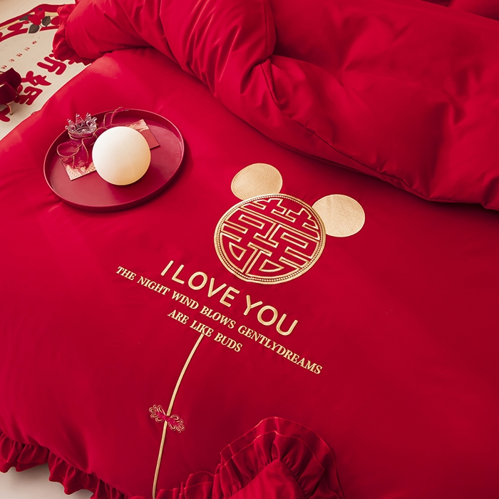 91家纺网 家纺一手货源 找家纺 玉雅家纺 2025新款磨毛时尚花边款床裙婚庆四件套 花边款-爱的故事