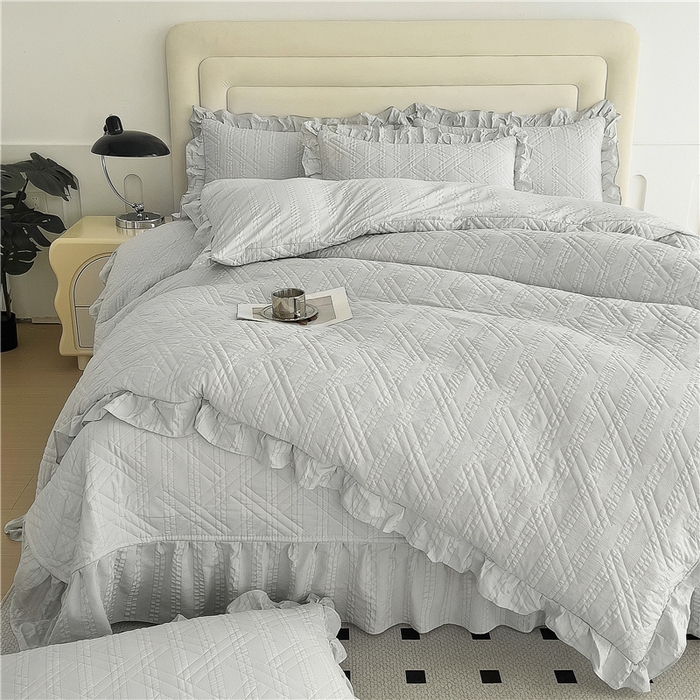 91家纺网 家纺一手货源 找家纺 十个点 2024新款软糯舒适水洗泡泡棉夹棉床盖款单品及套件 银灰