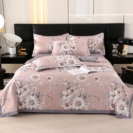 91家纺网 家纺一手货源 找家纺 富之航家纺 2024新款拼角宽边水洗天丝夏被四件套 花悦吟粉