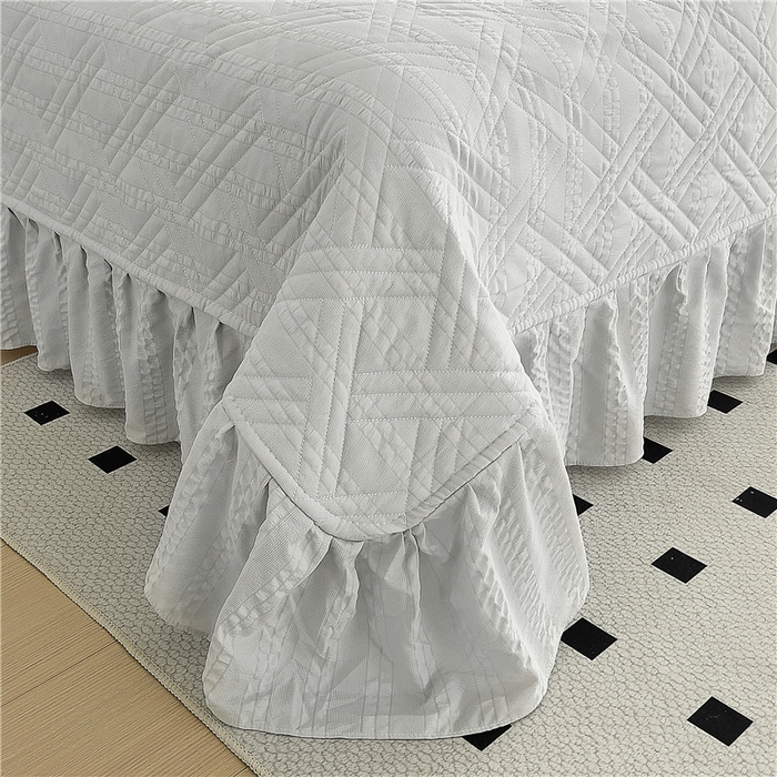 91家纺网 家纺一手货源 找家纺 十个点 2024新款软糯舒适水洗泡泡棉夹棉床盖款单品及套件 银灰