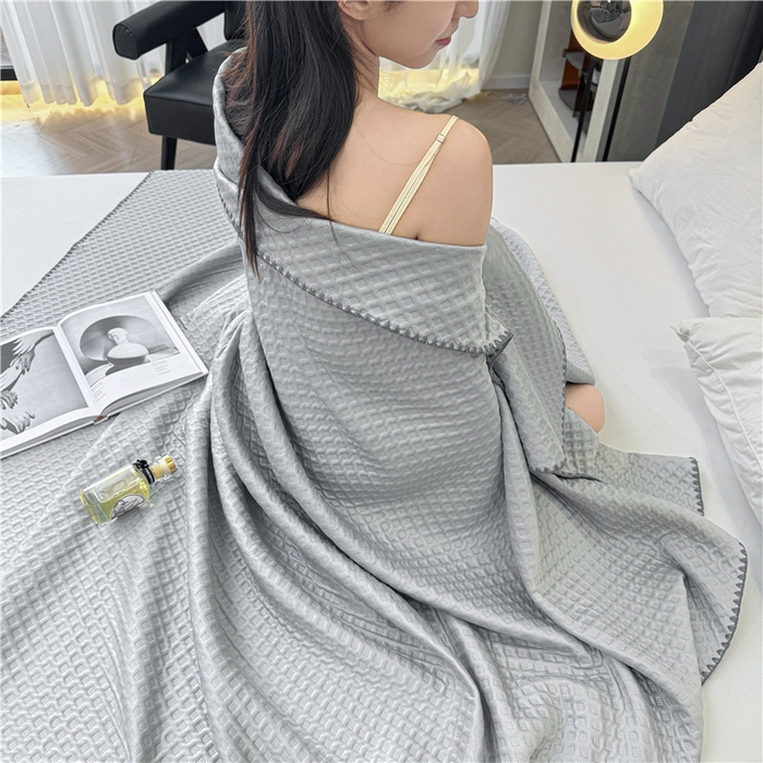 91家纺网 家纺一手货源 找家纺 伊被源 2024新款A类多功能抗菌夏凉被 冰清灰