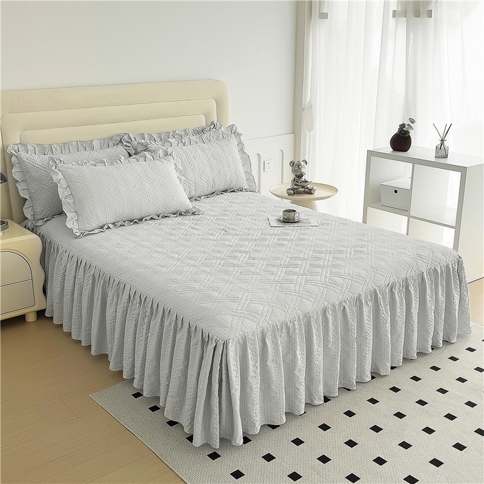 91家纺网 家纺一手货源 找家纺 十个点 2024新款亲肤水洗泡泡棉夹棉绗缝床裙款单品及套件 银灰