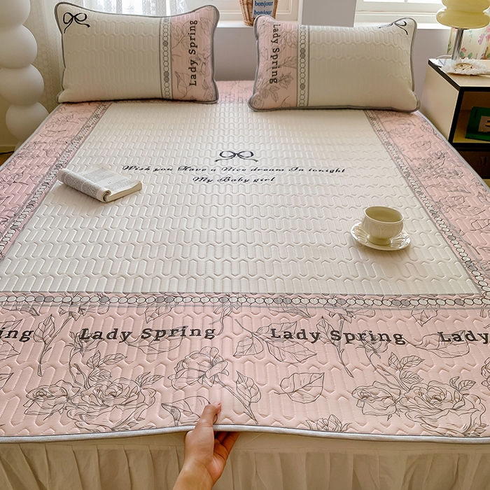 91家纺网 家纺一手货源 找家纺 顾里家纺 顾里家纺 2024新款凉感丝数码印花INS风大版凉席三件套 法式粉花