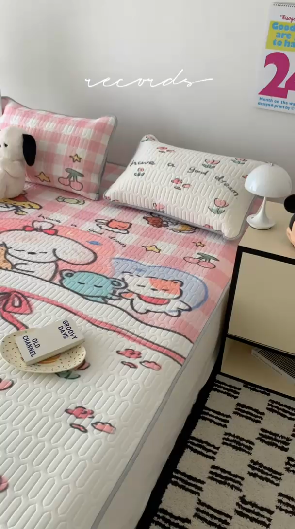 91家纺网 家纺一手货源 找家纺 顾里家纺 顾里家纺 2024新款凉感丝数码印花INS风大版凉席三件套 晚安宝贝