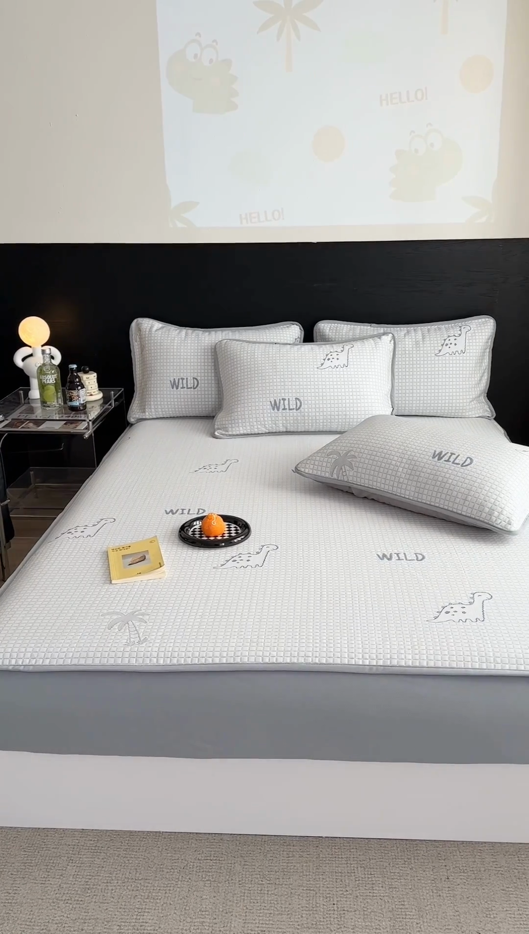 91家纺网 家纺一手货源 找家纺 2024 新款A类立体提花冰豆豆凉感抗菌凉席床笠款 恐龙蓝灰