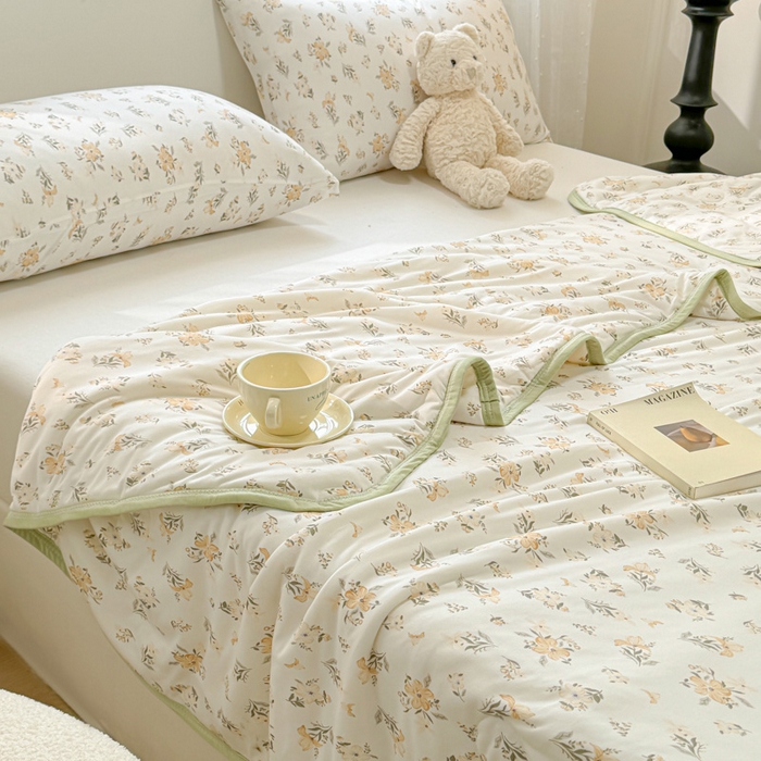 91家纺网 家纺一手货源 找家纺 葡萄家 2024新款A类母婴级大豆纤维牛奶丝针织棉夏凉被 花开半夏