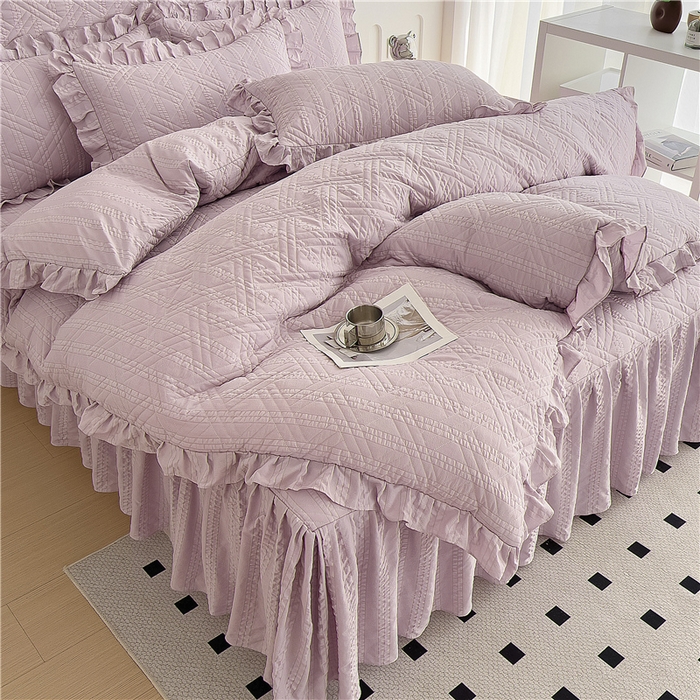 91家纺网 家纺一手货源 找家纺 十个点 2024新款亲肤水洗泡泡棉夹棉绗缝床裙款单品及套件 豆沙