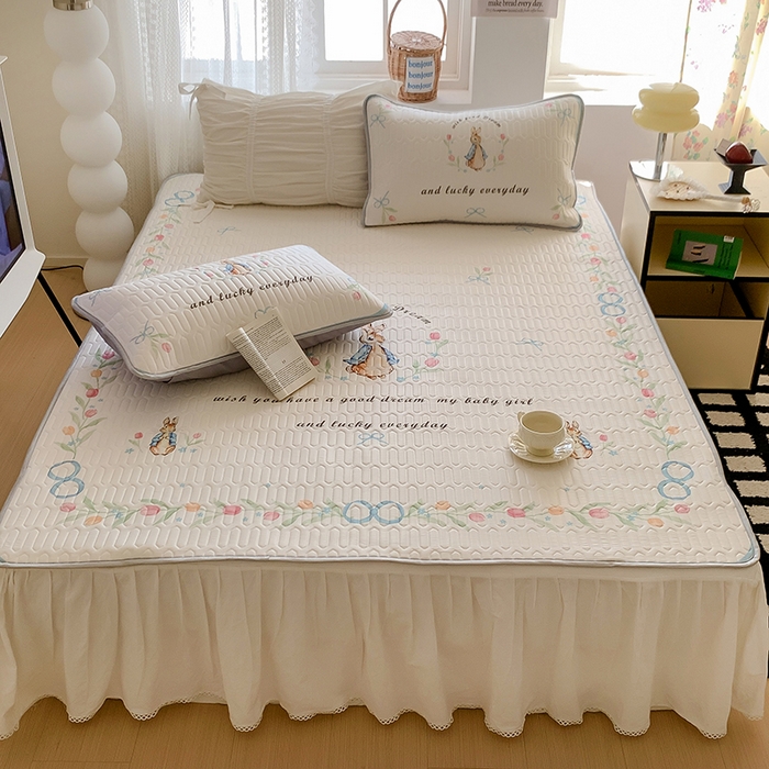 91家纺网 家纺一手货源 找家纺 顾里家纺 顾里家纺 2024新款凉感丝数码印花INS风大版凉席三件套 彼得兔