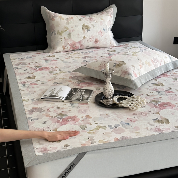 91家纺网 家纺一手货源 找家纺 三味舒屋 2026新款凉感抗菌防螨印花冰丝养生席手绘系列【花卉】床席款 云裳