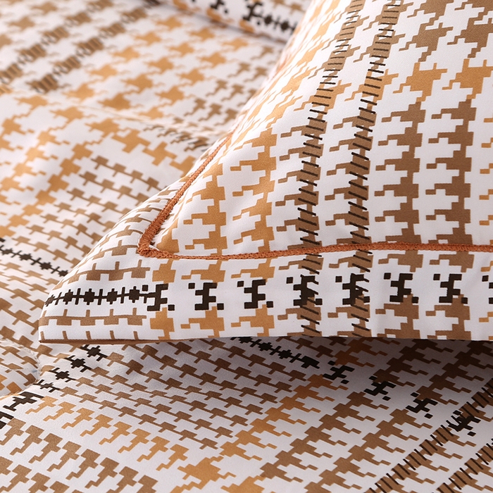 91家纺网 家纺一手货源 找家纺 富之航家纺 2024新款拼角宽边水洗天丝夏被四件套 约克-可可棕