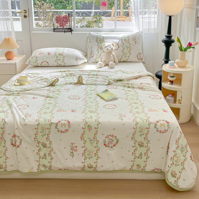 91家纺网 家纺一手货源 找家纺 葡萄家 2024新款A类母婴级大豆纤维牛奶丝针织棉夏凉被 绿野仙踪