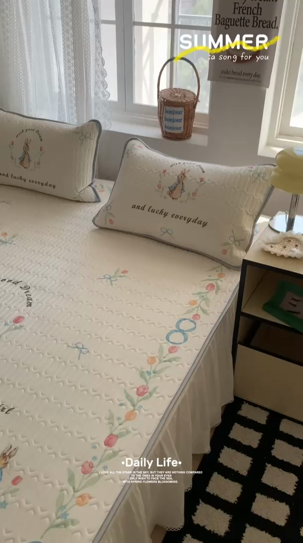 91家纺网 家纺一手货源 找家纺 顾里家纺 顾里家纺 2024新款凉感丝数码印花INS风大版凉席三件套 彼得兔