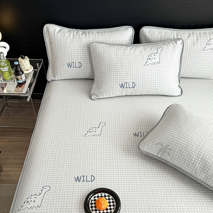 91家纺网 家纺一手货源 找家纺 2024 新款A类立体提花冰豆豆凉感抗菌凉席床笠款 恐龙蓝灰