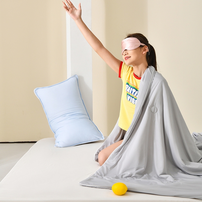 91家纺网 家纺一手货源 找家纺 彩烨 2024纯色凉感丝夏被冰淇淋夏凉被素色空调被学生 【星空灰】