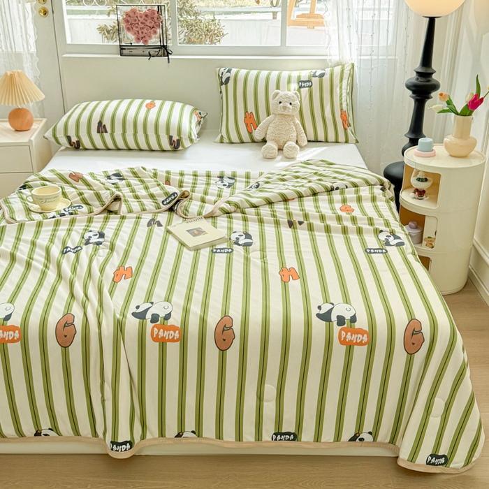 91家纺网 家纺一手货源 找家纺 葡萄家 2024新款A类母婴级大豆纤维牛奶丝针织棉夏凉被 绿条熊猫