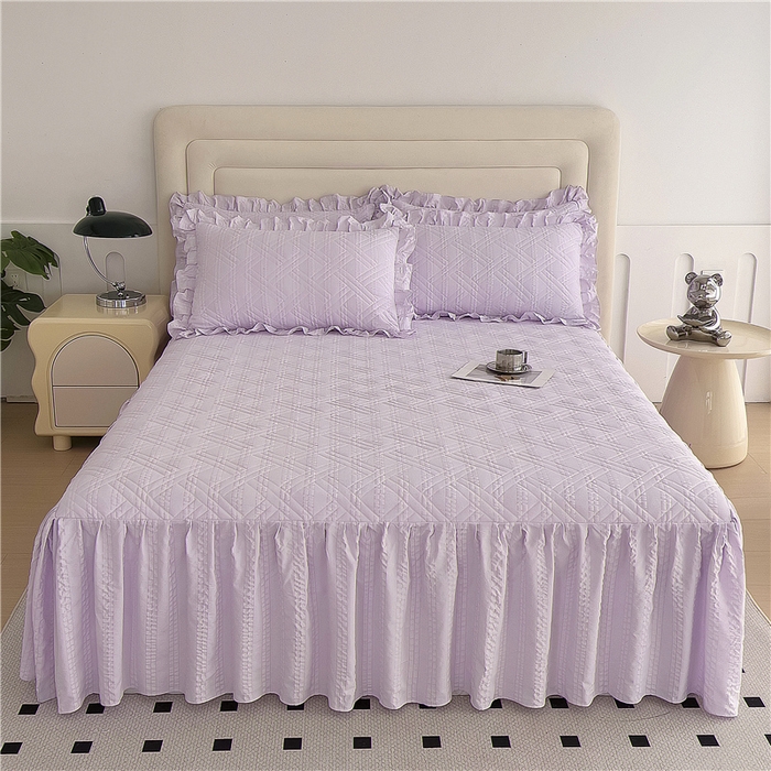 91家纺网 家纺一手货源 找家纺 十个点 2024新款亲肤水洗泡泡棉夹棉绗缝床裙款单品及套件 媚紫