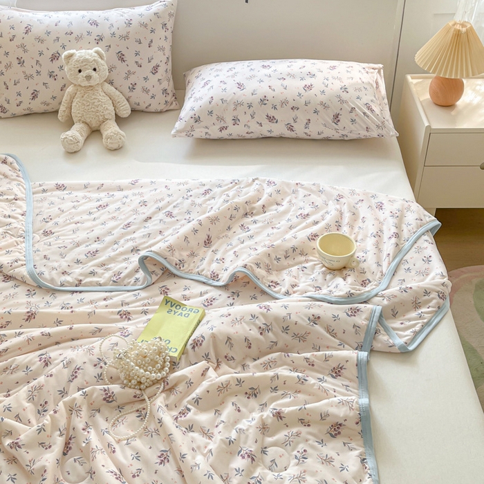 91家纺网 家纺一手货源 找家纺 葡萄家 2024新款A类母婴级大豆纤维牛奶丝针织棉夏凉被 紫色花甜