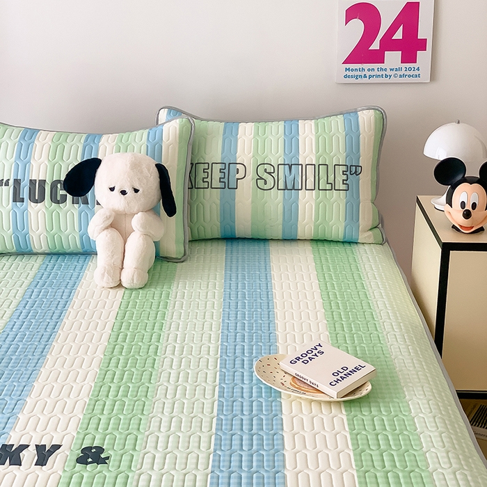 91家纺网 家纺一手货源 找家纺 顾里家纺 顾里家纺 2024新款凉感丝数码印花INS风大版凉席三件套 时尚条纹