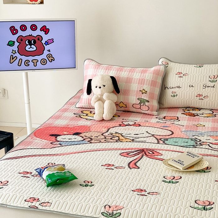 91家纺网 家纺一手货源 找家纺 顾里家纺 顾里家纺 2024新款凉感丝数码印花INS风大版凉席三件套 晚安宝贝