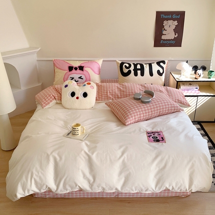 柠馨 2024新款全棉卡通数码印花绣标系列四件套 粉兔小猫