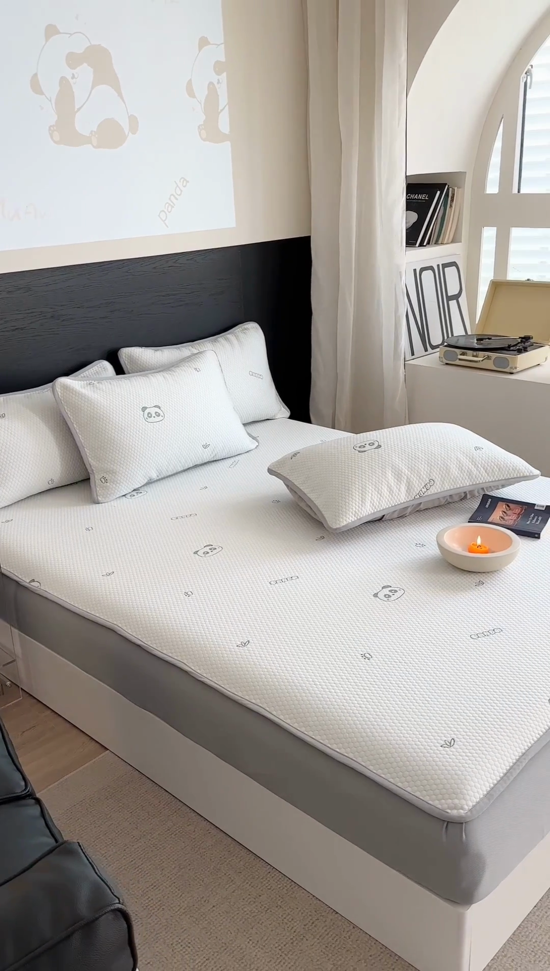 91家纺网 家纺一手货源 找家纺 2024 新款A类立体提花冰豆豆凉感抗菌凉席床笠款 熊猫绿