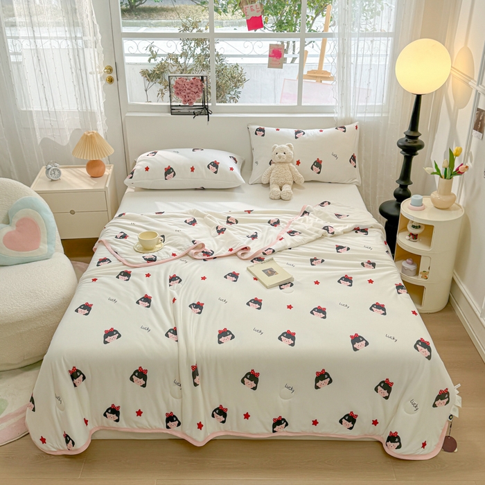 91家纺网 家纺一手货源 找家纺 葡萄家 2024新款A类母婴级大豆纤维牛奶丝针织棉夏凉被 可爱丸子