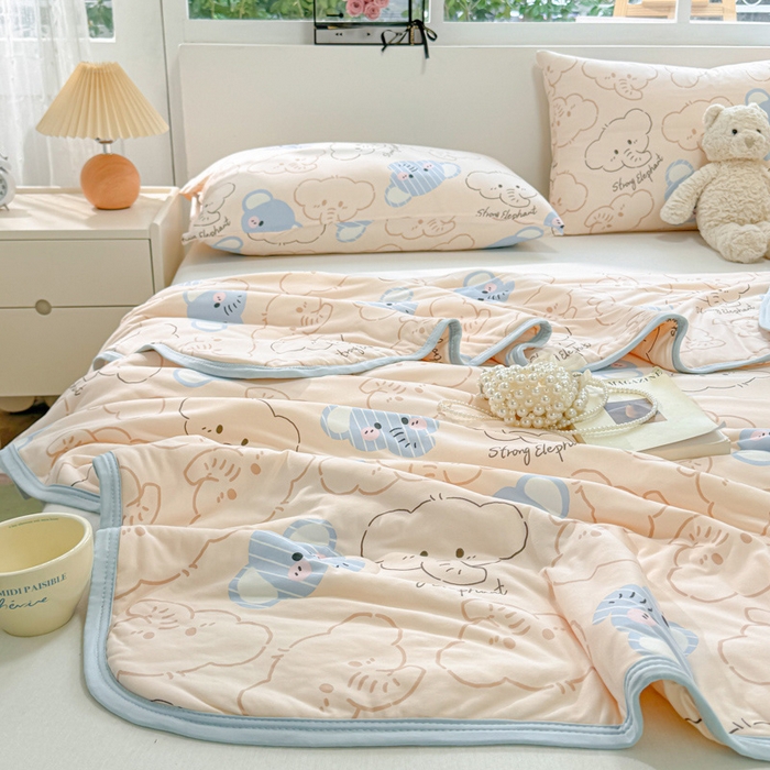 91家纺网 家纺一手货源 找家纺 葡萄家 2024新款A类母婴级大豆纤维牛奶丝针织棉夏凉被 蓝色小象