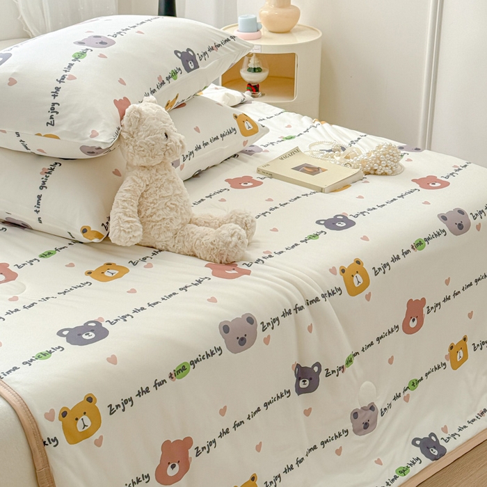 91家纺网 家纺一手货源 找家纺 葡萄家 2024新款A类母婴级大豆纤维牛奶丝针织棉夏凉被 字母小熊