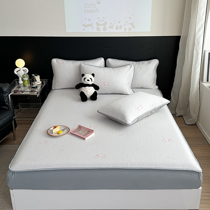 91家纺网 家纺一手货源 找家纺 2024 新款A类立体提花冰豆豆凉感抗菌凉席床笠款 熊猫粉紫