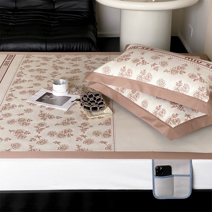 91家纺网 家纺一手货源 找家纺 三味舒屋 2025新款凉感抗菌防螨印花冰丝养生席手绘系列床席款【简欧】  慕斯咖