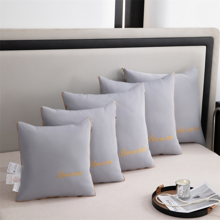 91家纺网 家纺一手货源 找家纺 （总）照世 2024新款凉感丝轻奢抱枕被