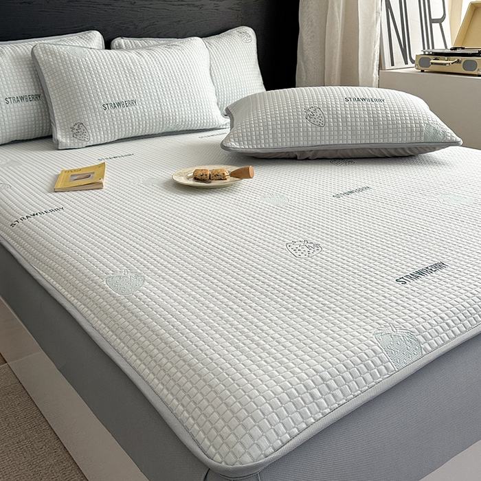 91家纺网 家纺一手货源 找家纺 2024 新款A类立体提花冰豆豆凉感抗菌凉席床笠款 小草莓绿