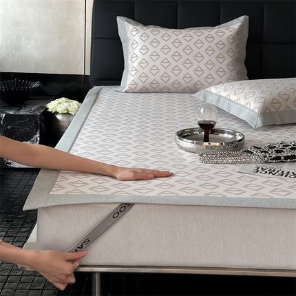 91家纺网 家纺一手货源 找家纺 （总）三味舒屋 2025新款轻奢主义抗菌防螨凉感提花冰丝养生席床席款