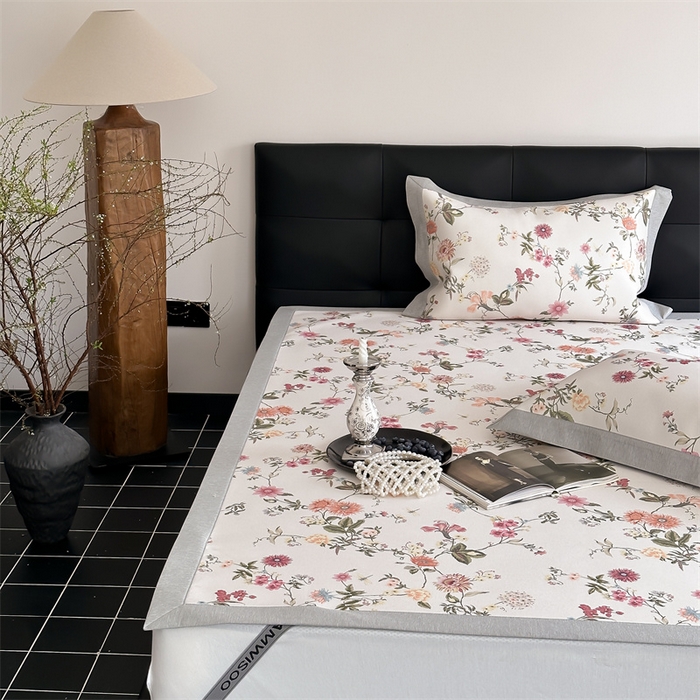 91家纺网 家纺一手货源 找家纺 三味舒屋 2026新款凉感抗菌防螨印花冰丝养生席手绘系列【花卉】床席款 花漾