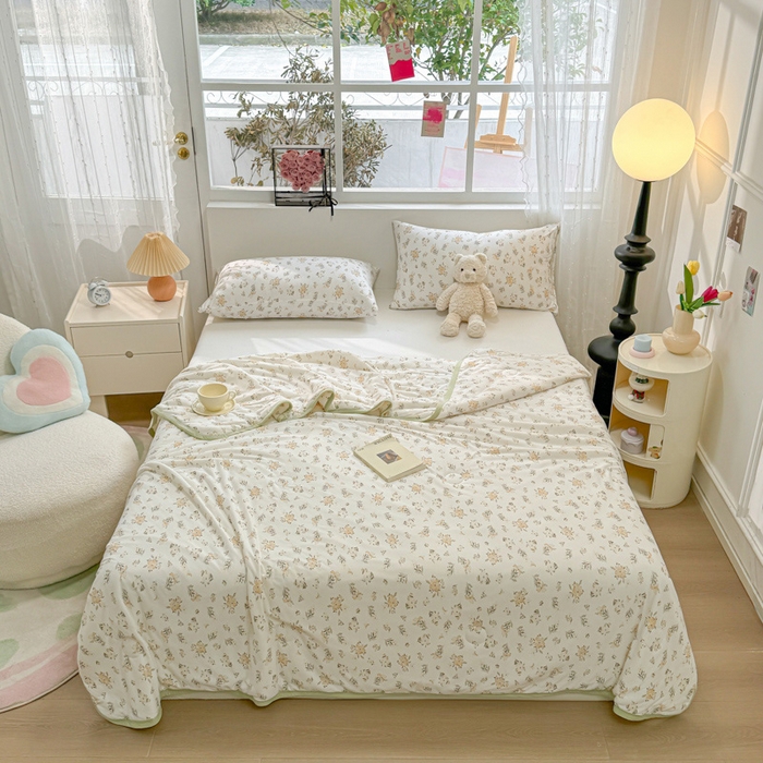 91家纺网 家纺一手货源 找家纺 葡萄家 2024新款A类母婴级大豆纤维牛奶丝针织棉夏凉被 花开半夏