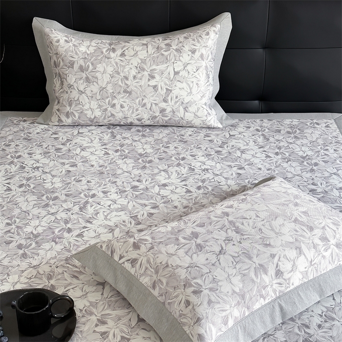 91家纺网 家纺一手货源 找家纺 三味舒屋 2026新款凉感抗菌防螨印花冰丝养生席手绘系列【花卉】床席款 墨语